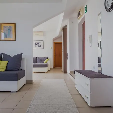 Penthouse Sea View Rogoznica (Sibenik-Knin)